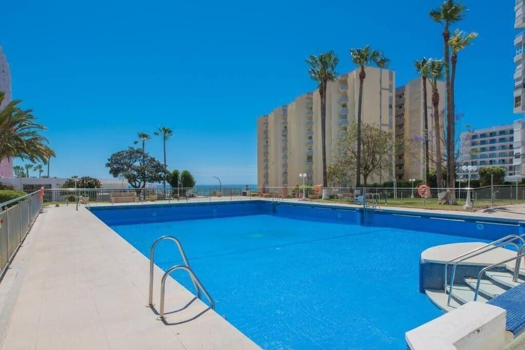 Apartment Fantastic Seaviews & Pool, Close To Benalmadena
