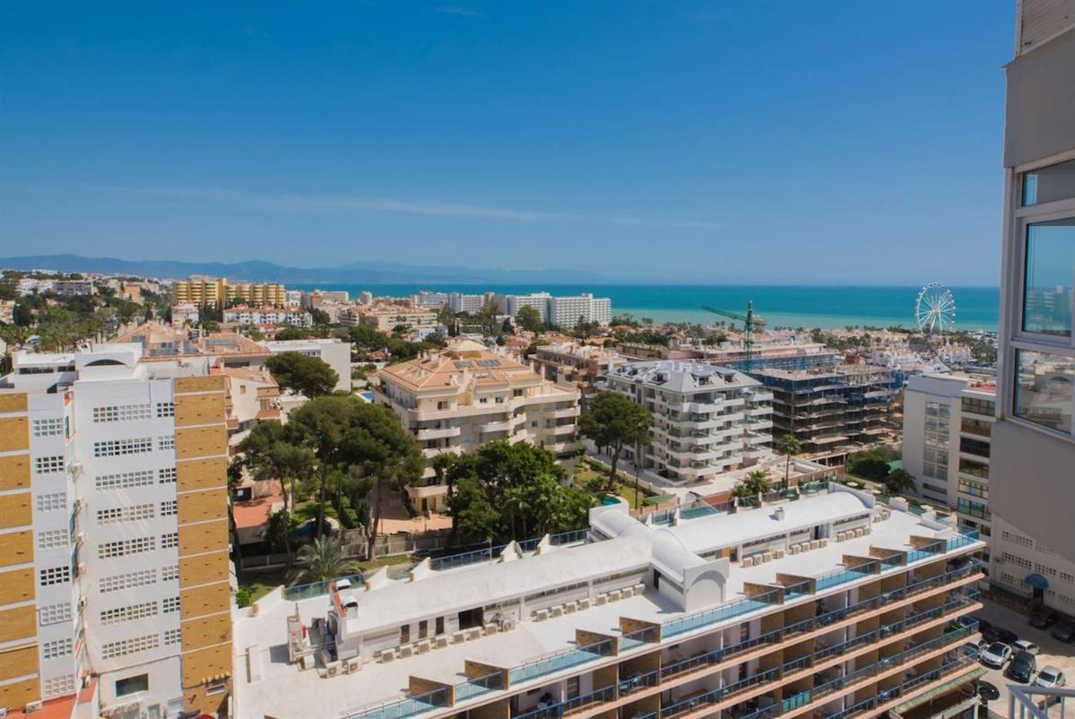 Fantastic Seaviews & Pool, Close To Apartment *